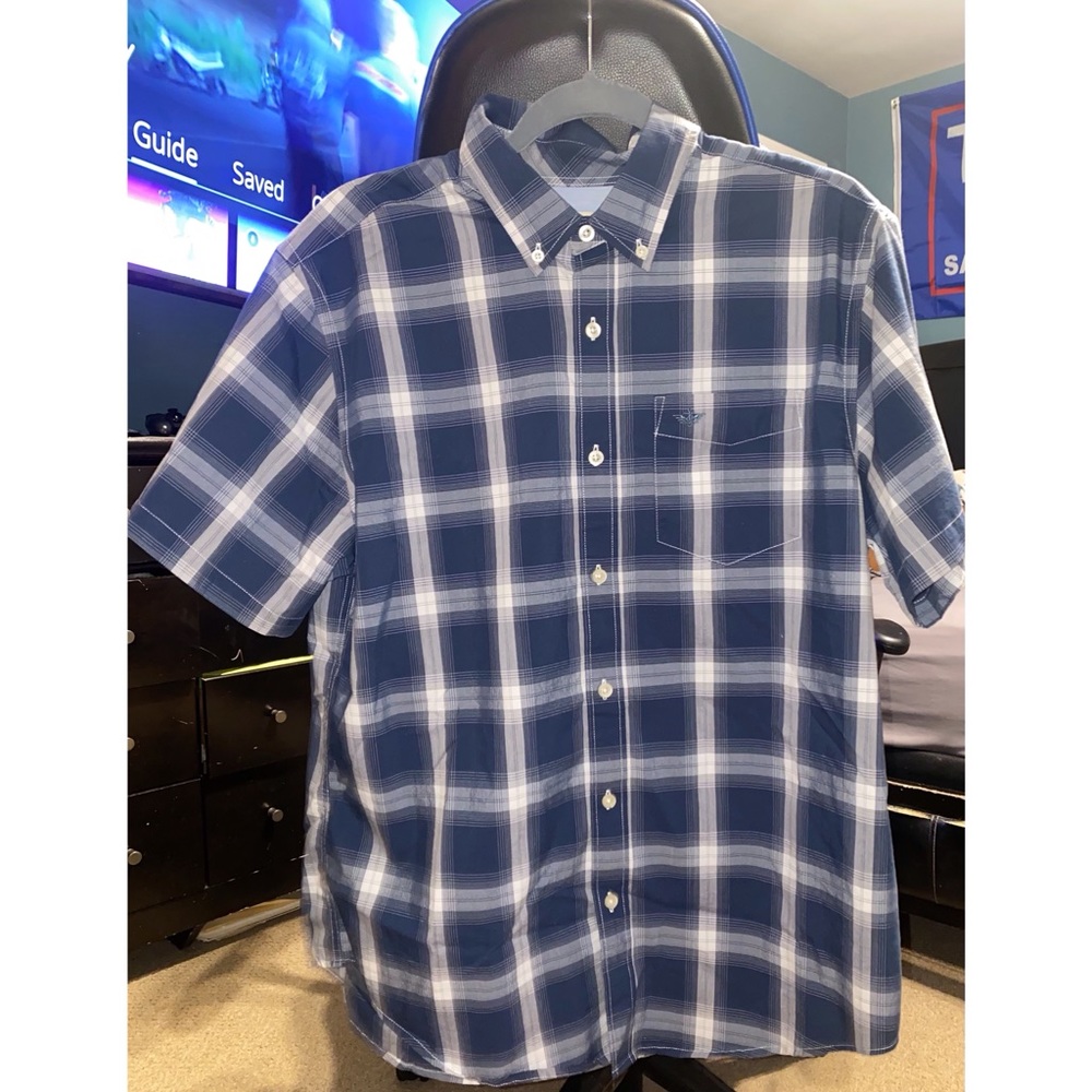 Dockers classic fit size large blue and white plaid short sleeve button down